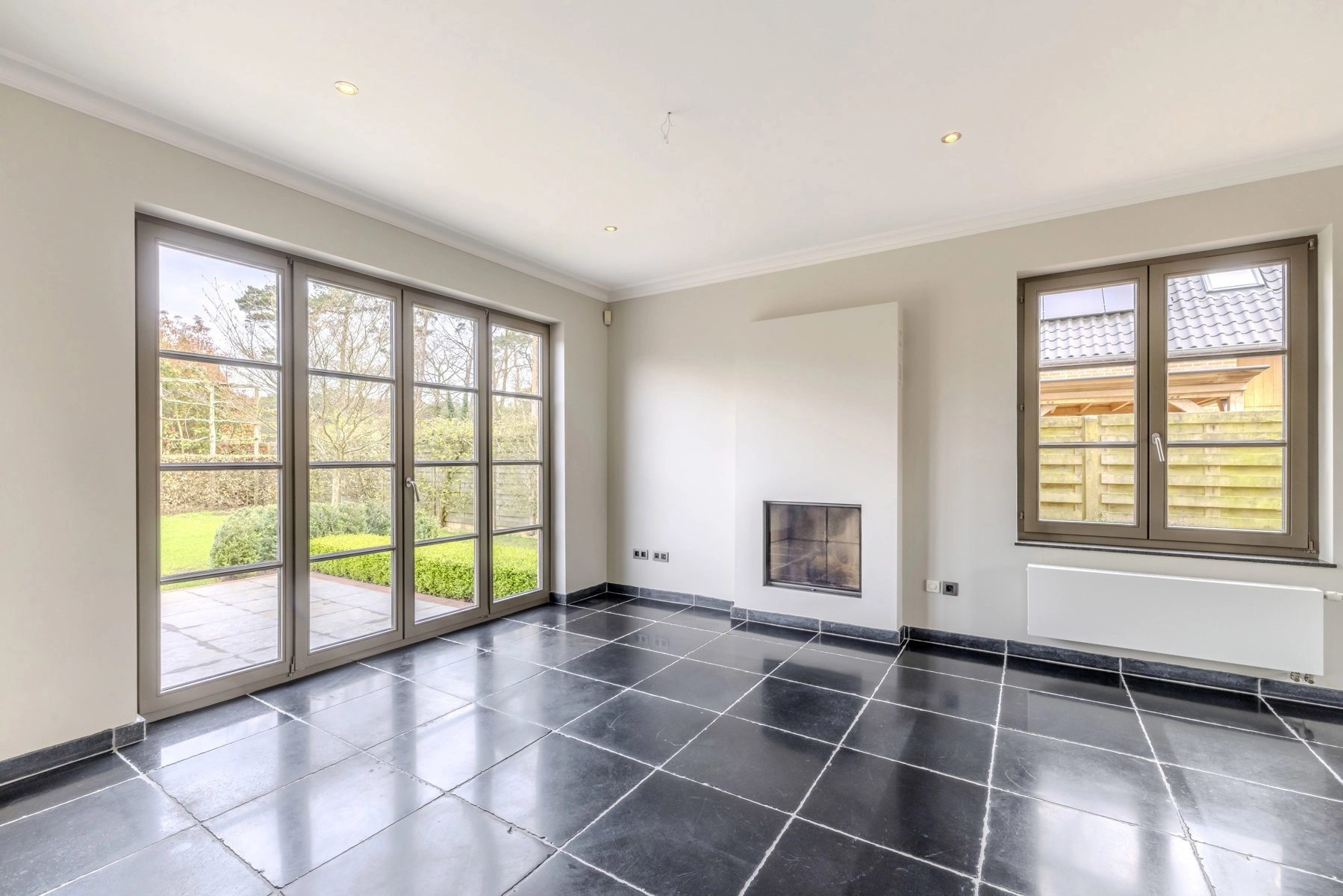 f204787ecb85466db1201713a28105e7 photo