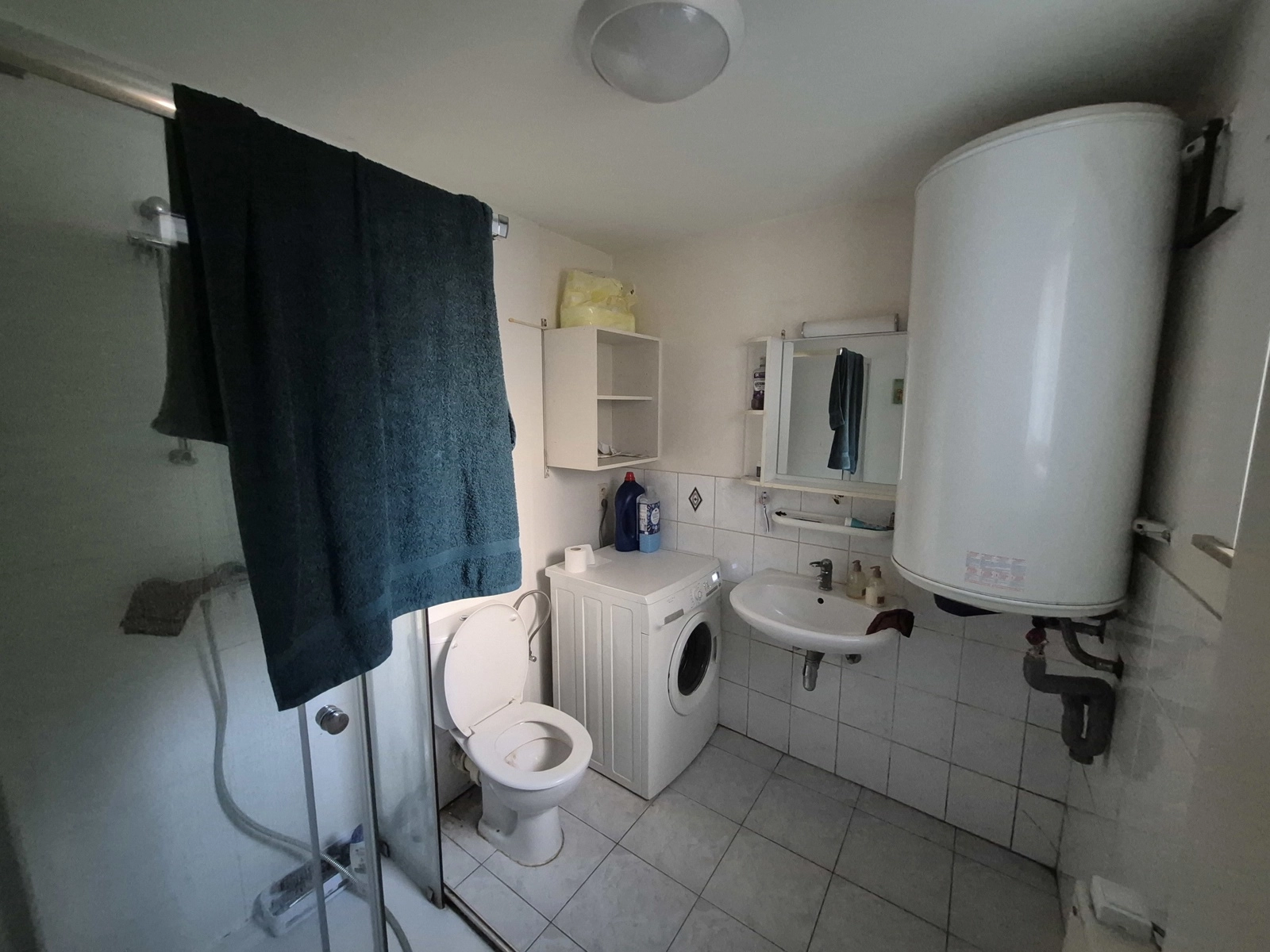 338220365cb340728a237bfe4fb1cc64 photo