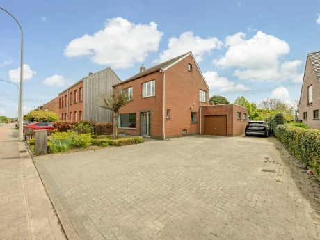 9e4f50f83287423b973e10ac395eb841 thumbnail