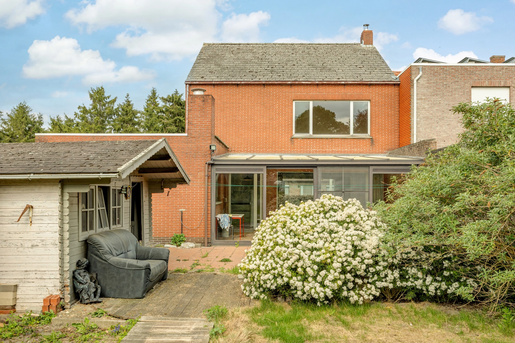 e3182ea94da54bb69e17696840753993 photo