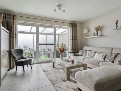 c4dbdc9b3e994b779f4f6881f1f15b63 thumbnail