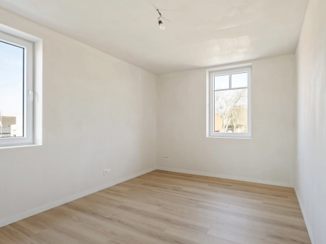 f2b927d7de0343dd946dc2a45d4ccff4 thumbnail