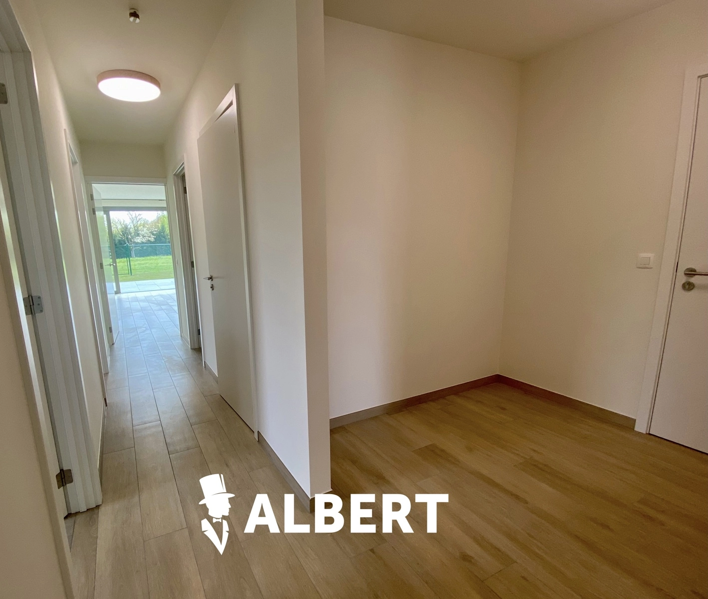 464af7d174c4465c91abd69330832600 photo