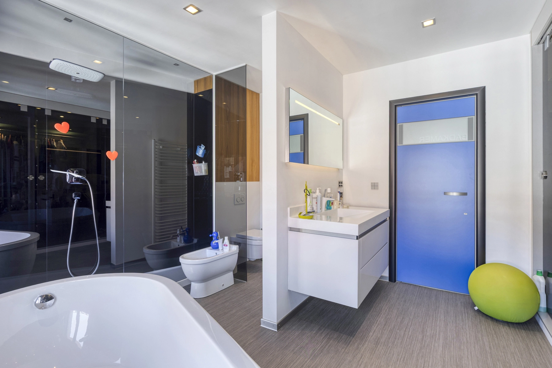 034964d6e6204aef8831e6edae328501 photo