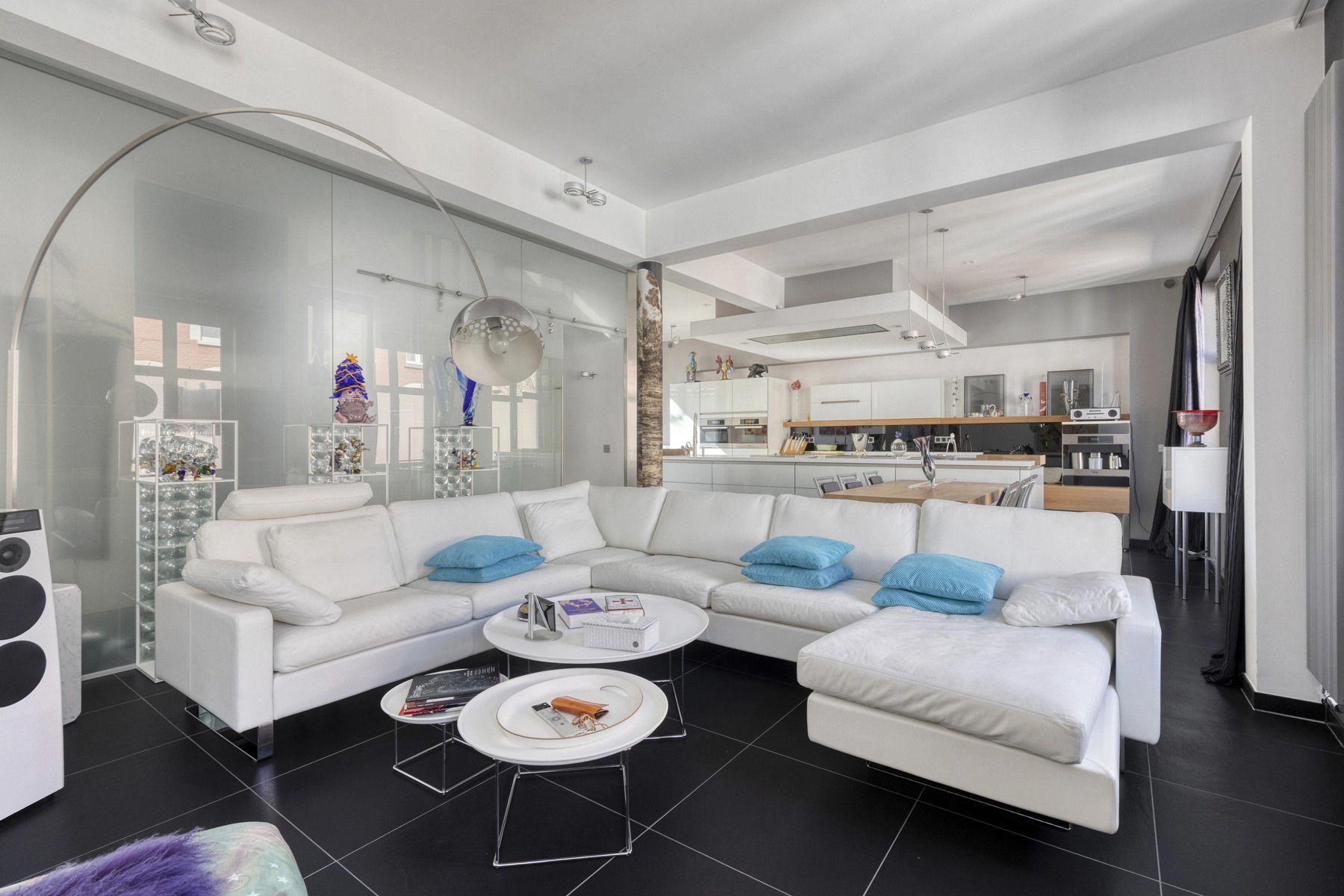 9359f55f22b44a51965fcfc688bdd7b2 photo