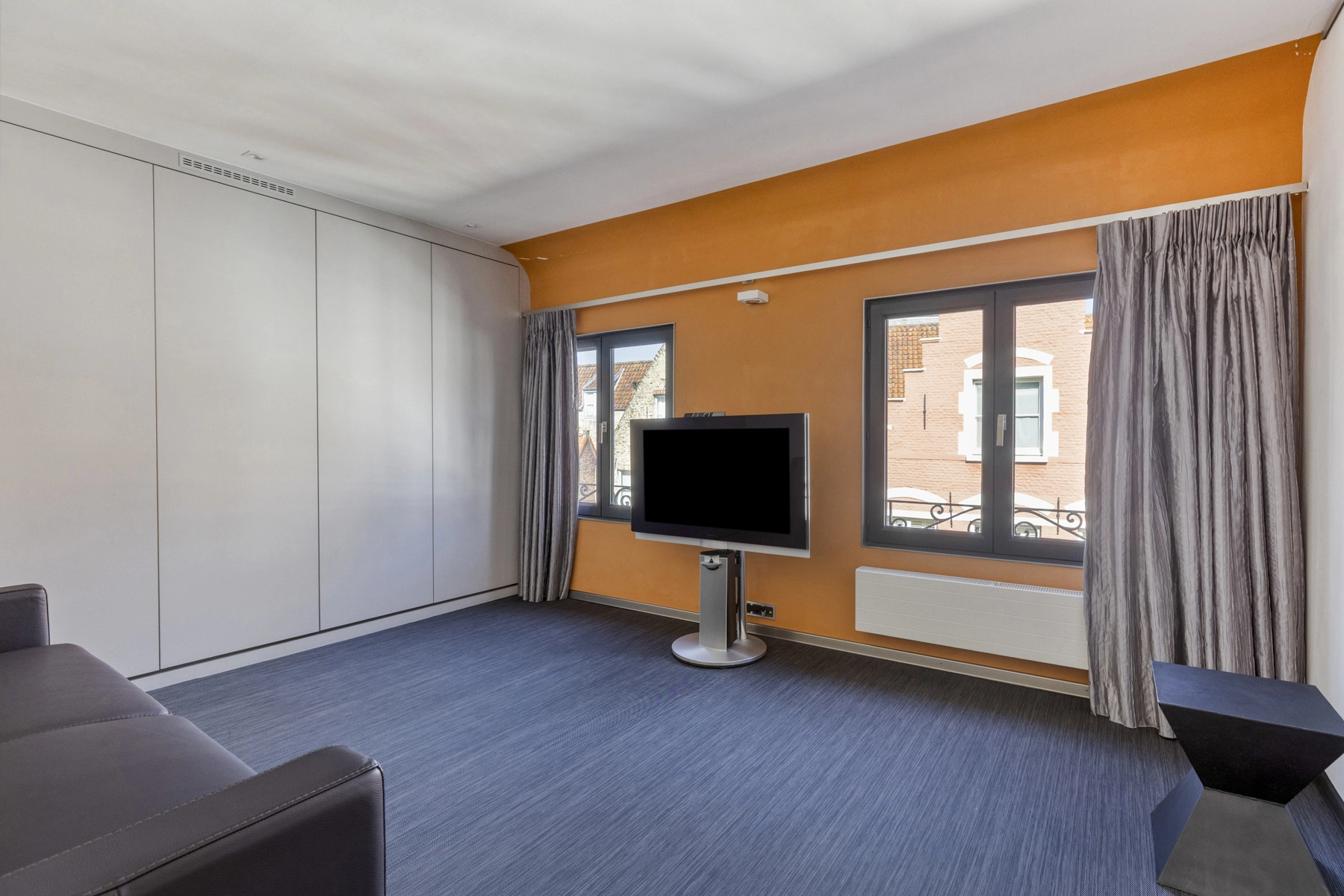 b7f79eb6073c4de7b8e4d5336eed805f photo