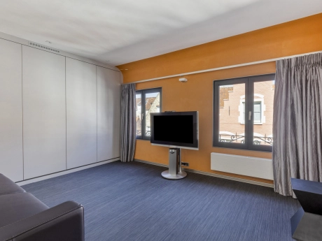 b7f79eb6073c4de7b8e4d5336eed805f thumbnail