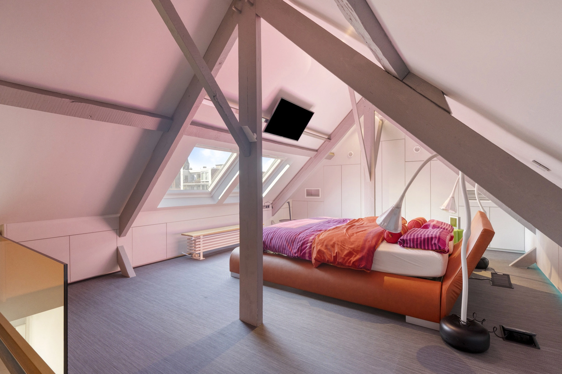 e684bc0463774e148502fdb94bf0e190 photo