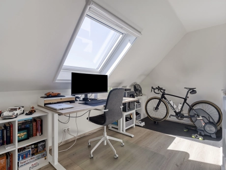 095f140c6e5e4db6879596fd4435651b thumbnail