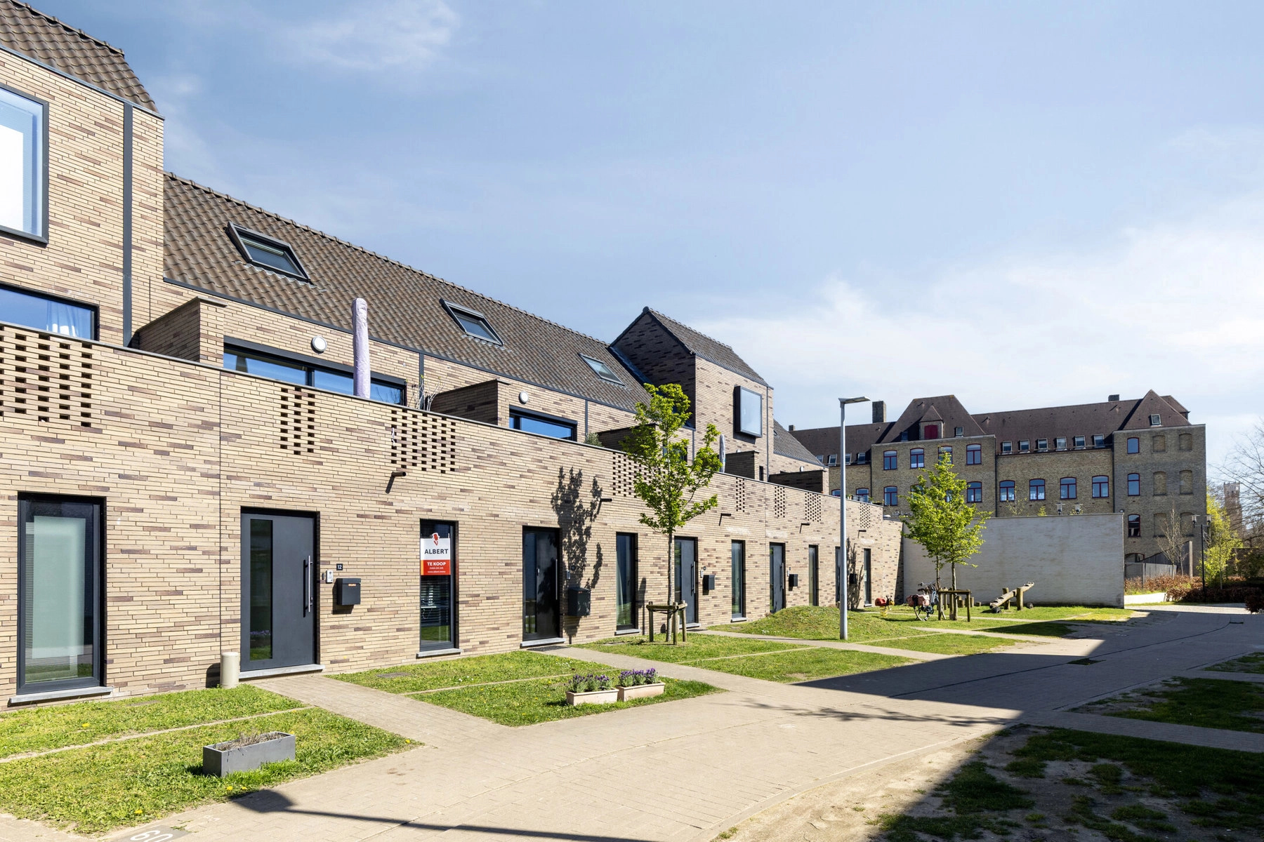 8fd0d5a769554115985c1345491e63fd photo