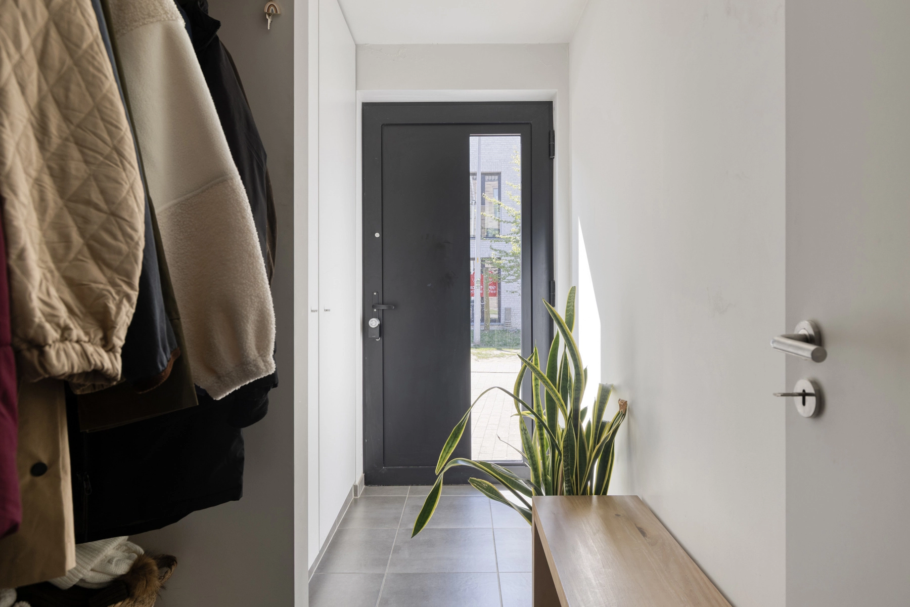 afca5fec03b14320bce9c4173927404b photo