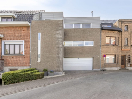 0cf193ca296943978729912f091beefe thumbnail