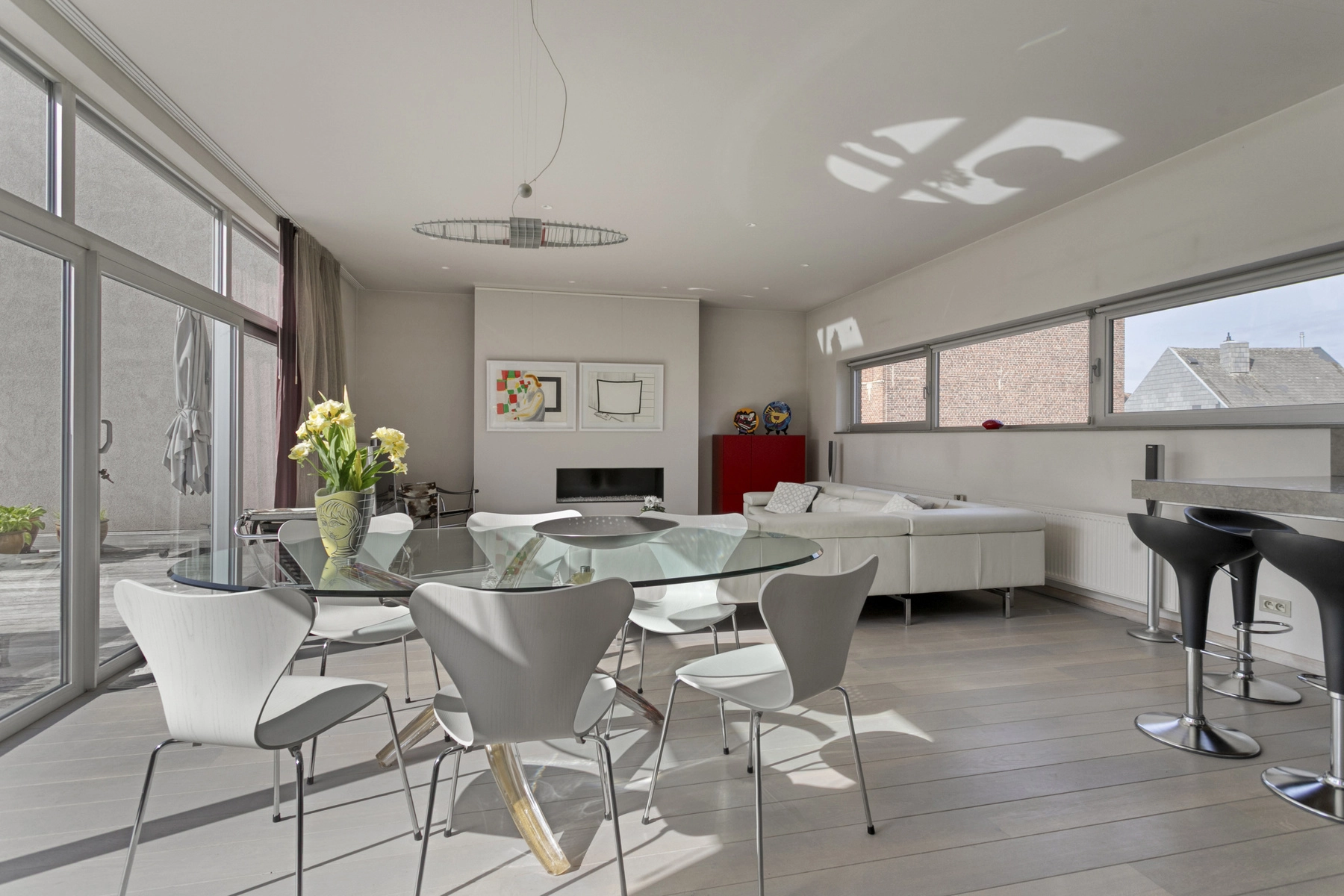 c9bcd176159e4b12acefbd2a7804891d photo