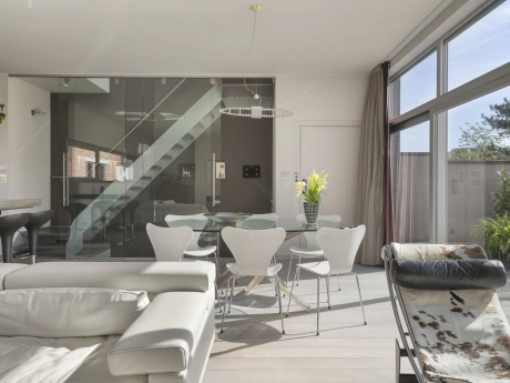 d6e8a7e4120343d0ba8cc78f8b7d5c32 thumbnail