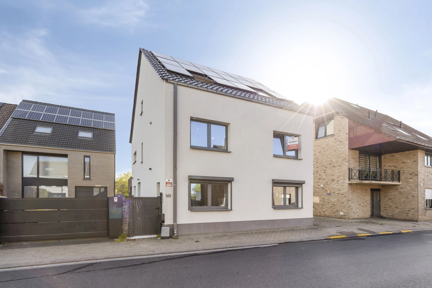 04c88981e78c41bc9409ebecc306706e photo