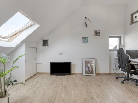 45b6fe786a86422bbaea25c584a0d6b4 thumbnail