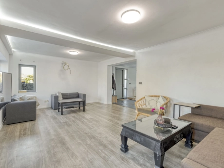 ad1d6b0841a340728bd1aed5c6b900a8 thumbnail