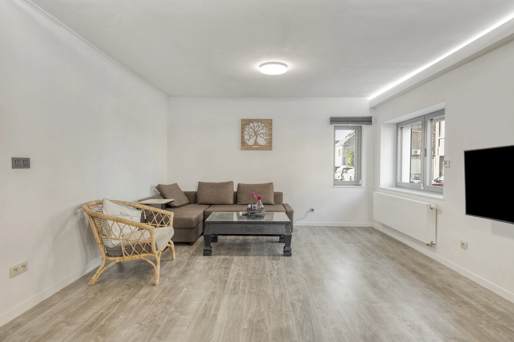 c5d808b14ca8494e94d9aa4c801aec9b photo