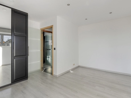 f165296137bf4c38bcd34f5239eb75ad thumbnail