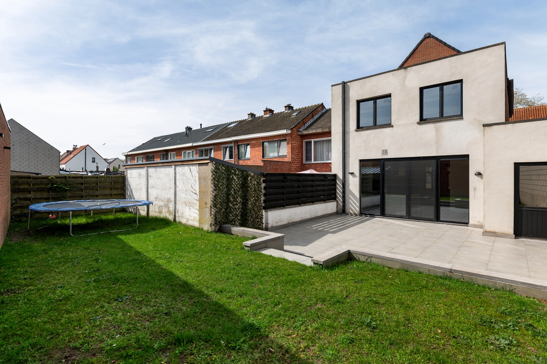 a2db1a3c408e4e919241a29c55b19764 photo