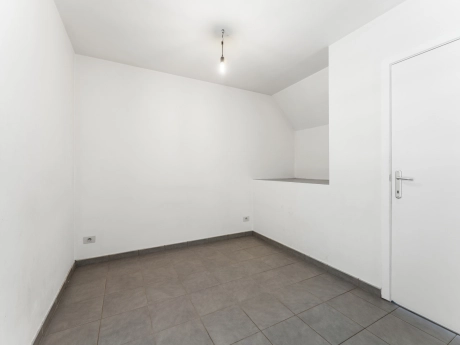 0b992c3a89604ab7b47d15b2b2cfe55a thumbnail