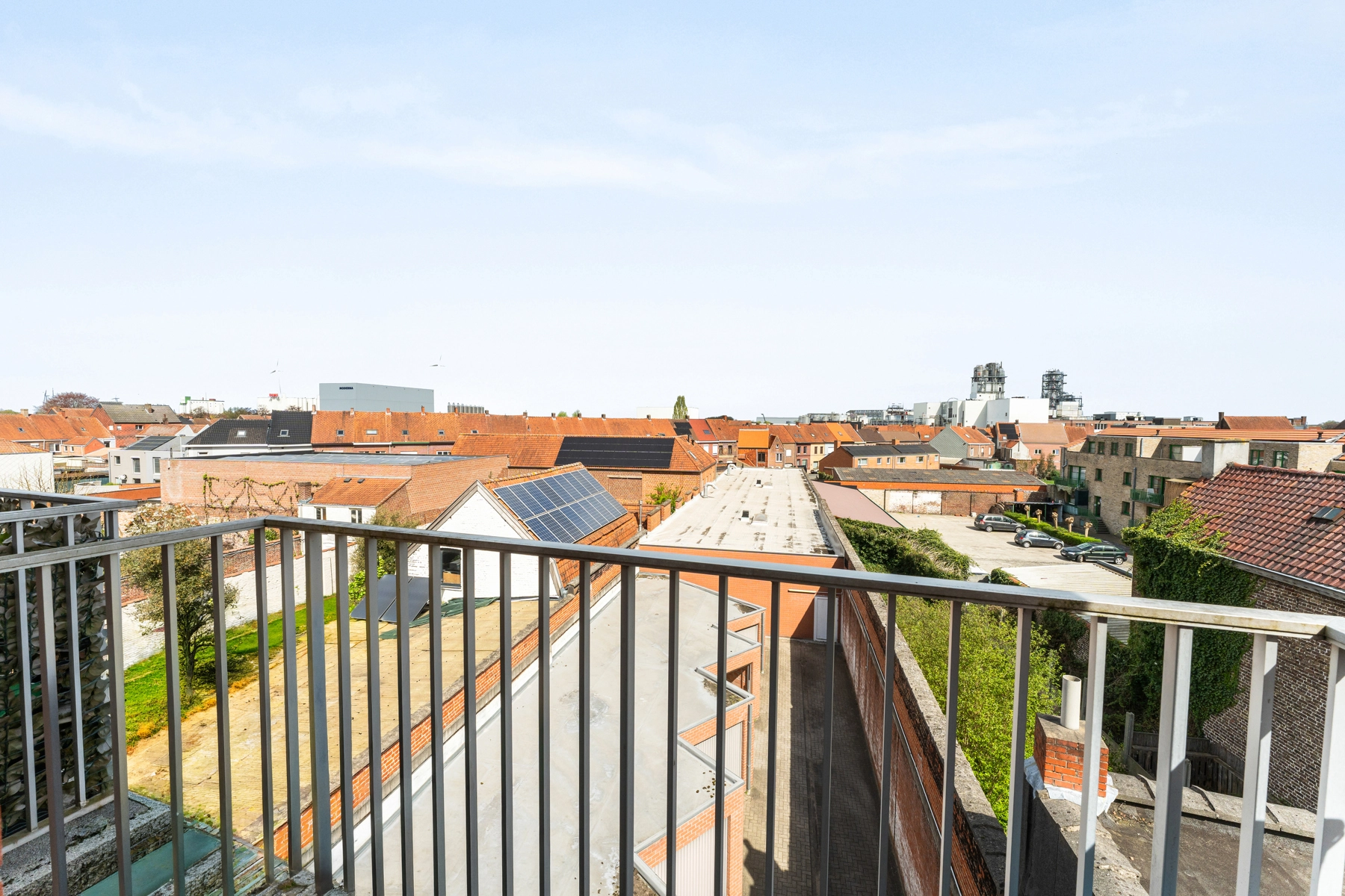 19f357f16c164749963b05f918bcf0ee photo