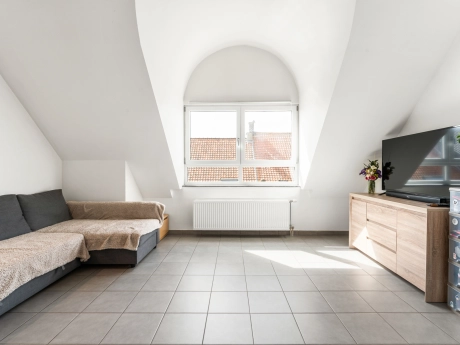 8940f4097d1d45af80a859647e60f761 thumbnail