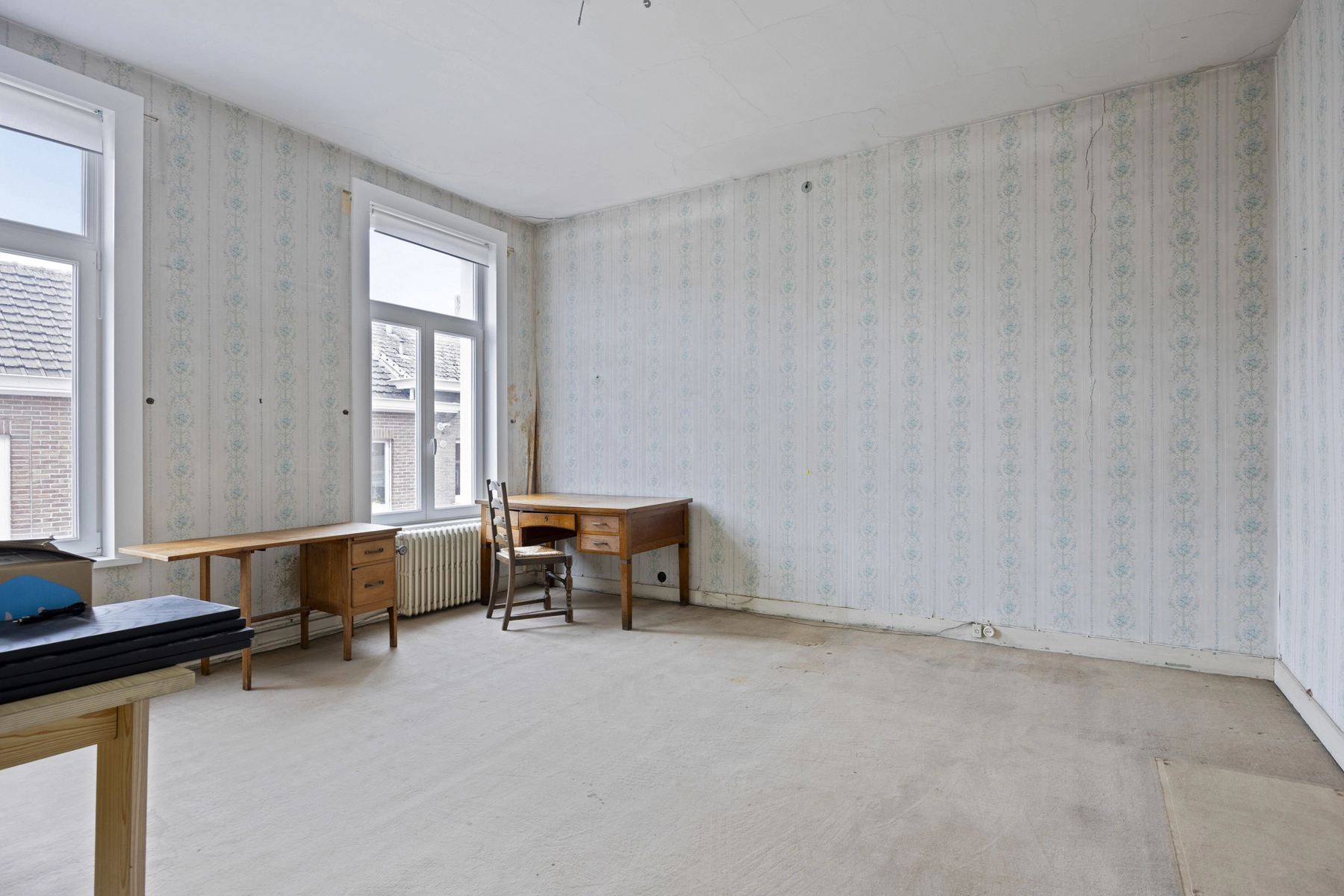 209c425f11cc48bfbd50e8e1483dfd6e photo