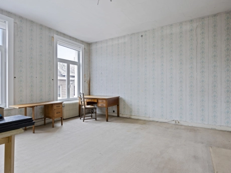 209c425f11cc48bfbd50e8e1483dfd6e thumbnail