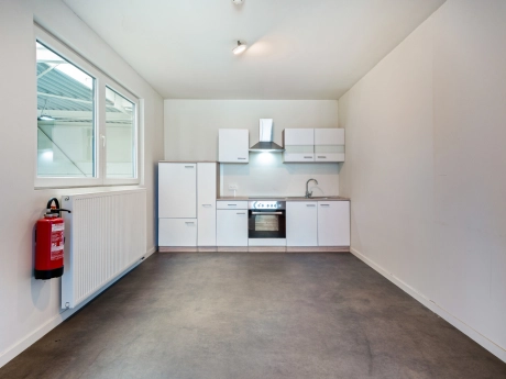 200c120b85e146bf8ef338d7f8744f83 thumbnail