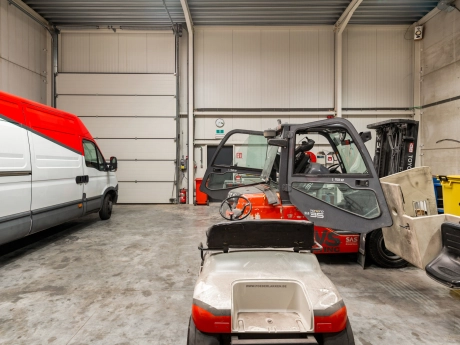 43b65d4669d34aca99b57d4db68a0b1b thumbnail