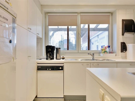 15e63feb275d4a809f1b6dfeec702d60 thumbnail