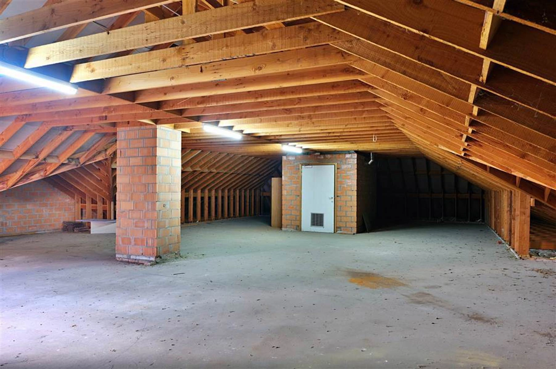 2b1ca34338074b4a8d7947ef251244e2 photo