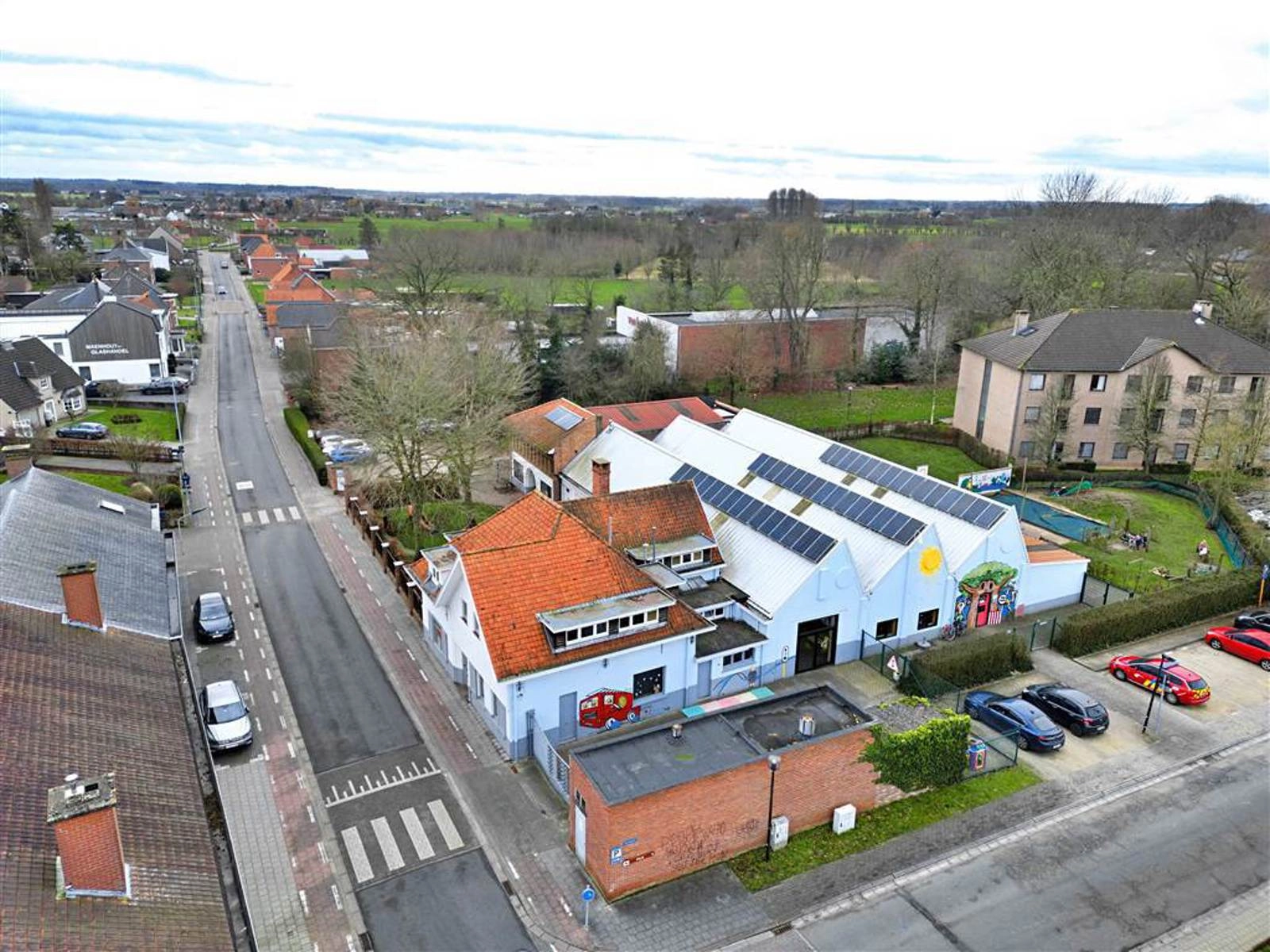 444c5bf993ef4ea39004860b919ad60a photo