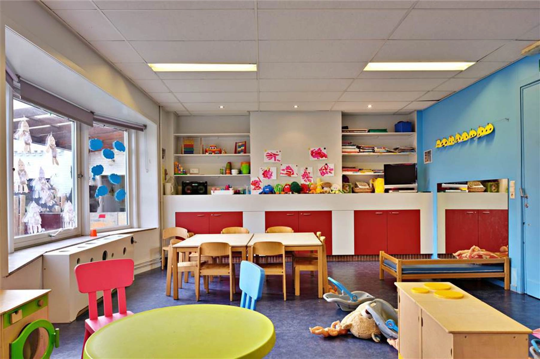 58be6c1f68bf46ffa5d24d98ef824038 photo