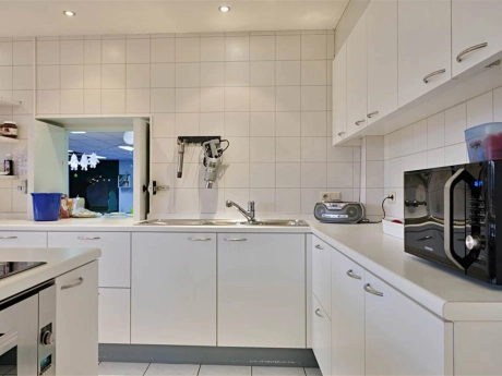 5cb9653a436f46c9b6f521530f2122c7 thumbnail