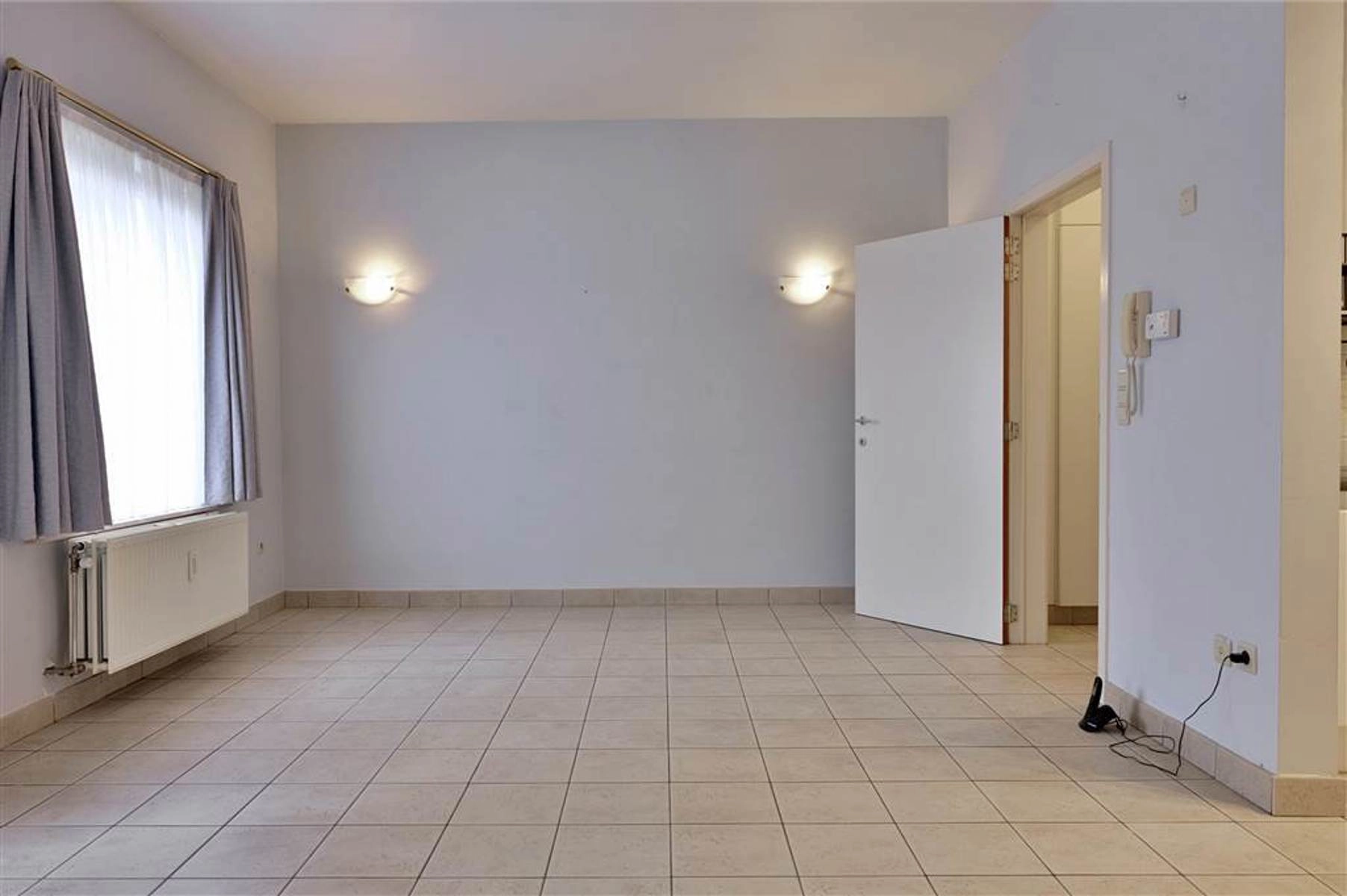 7301cc3f35844ad2bffcfb7ca197fcf7 photo