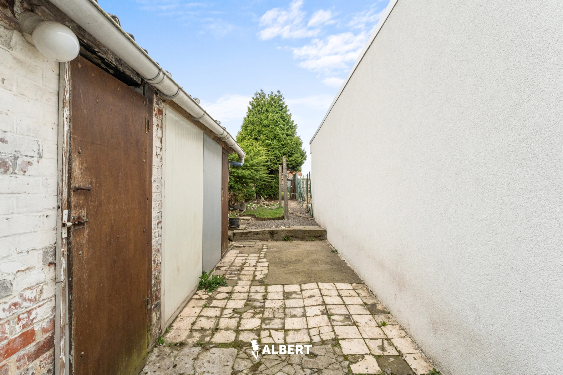 1998ffcfff3e4cfa9c966a0db08408bf photo