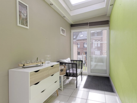 3b3c9107160842628ef7f0000db65067 thumbnail