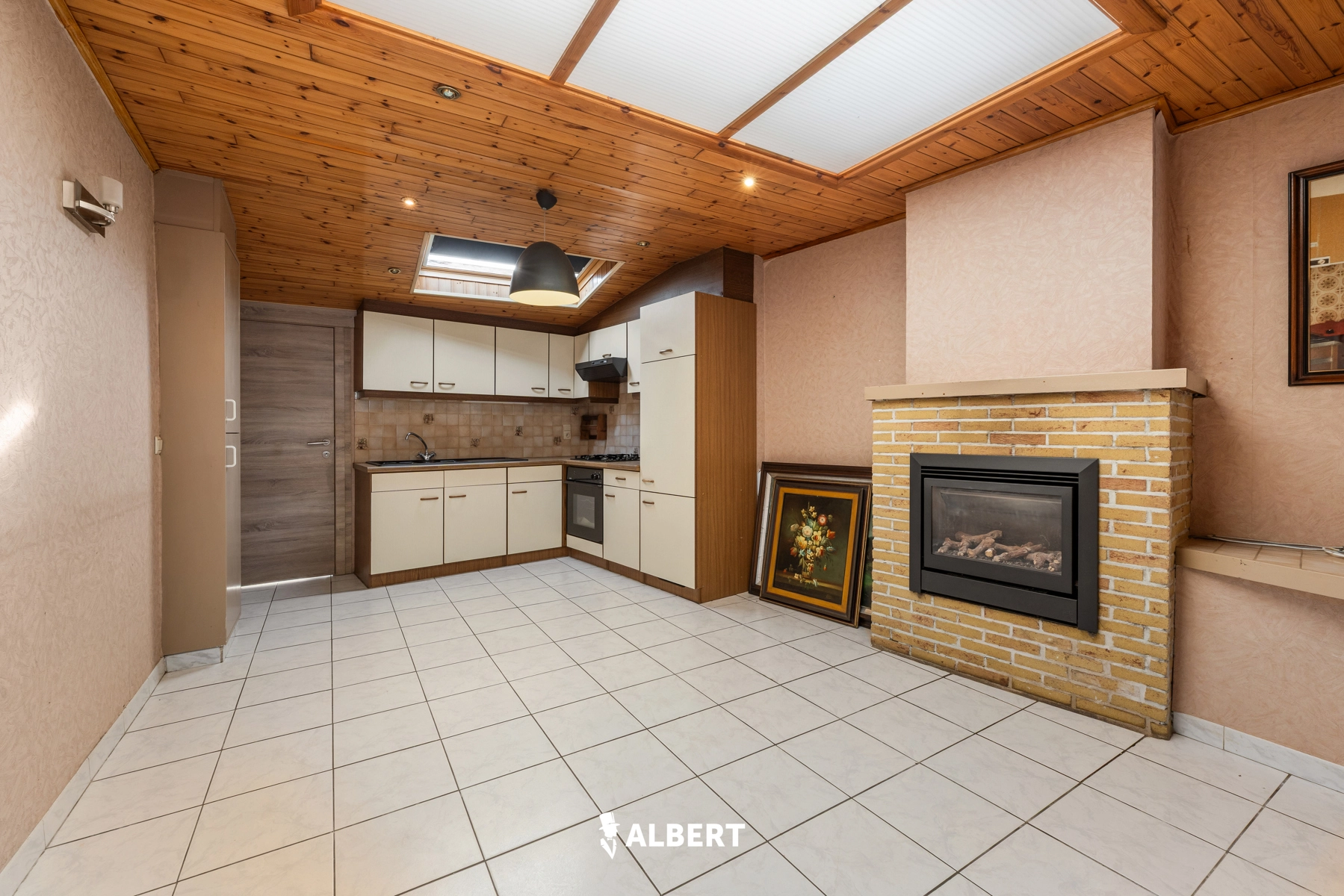 28078ceaaa4842f0a21d3ccddda01d20 photo