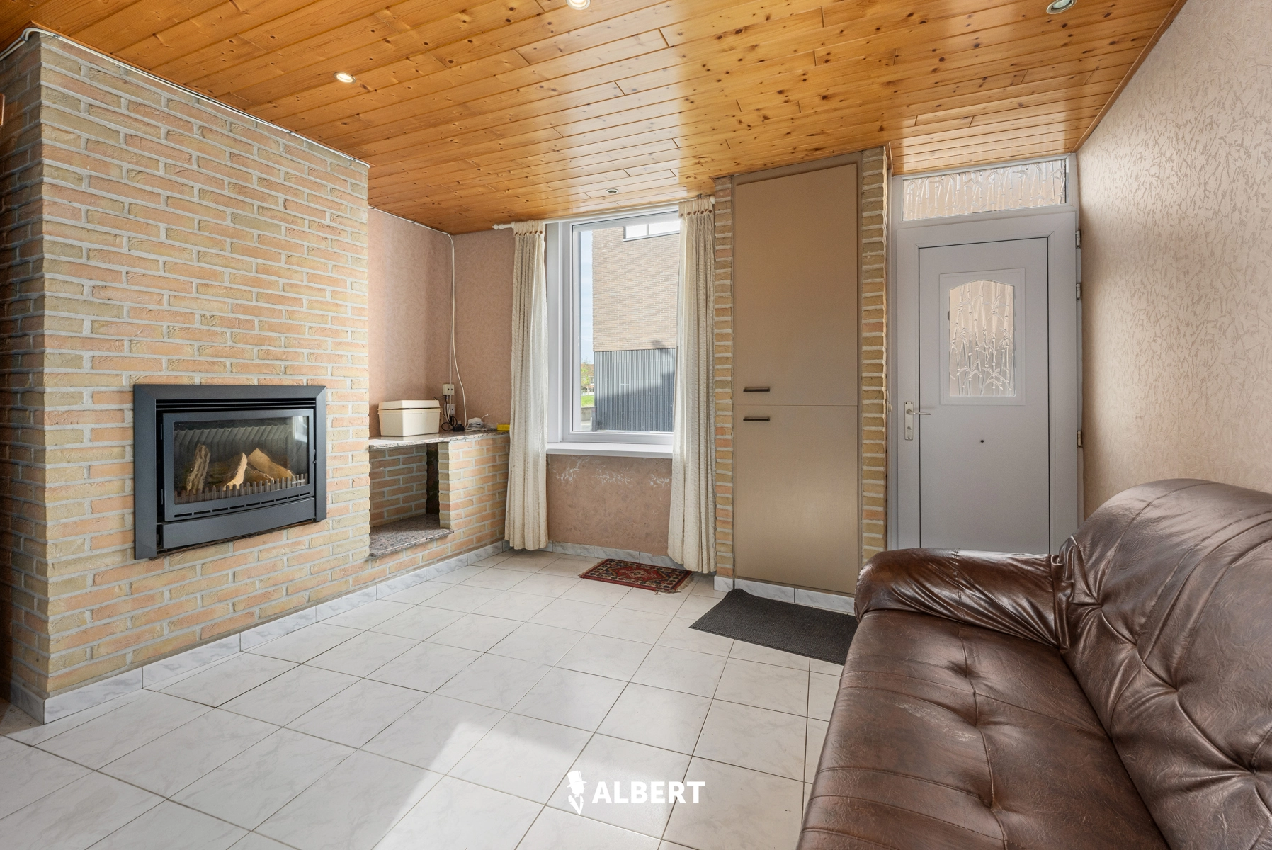 ffb033e1d3b5464c978ac0307d8552cc photo