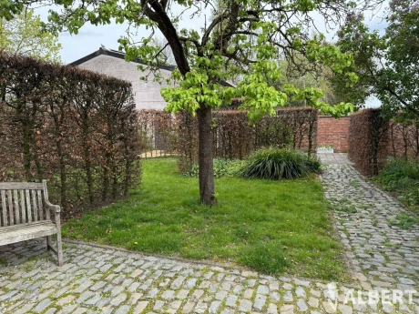 3d658701541e46a2849beb0d105934ee thumbnail