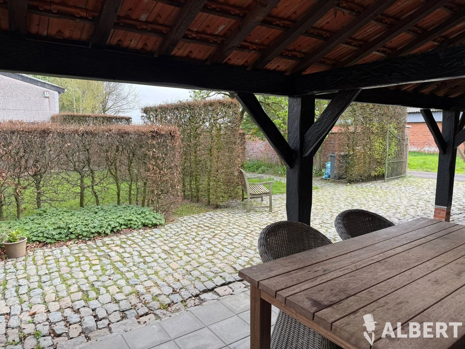 40b466542f6d405d92fd106c8b0ec793 photo