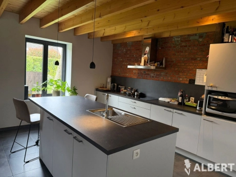 6b8ff1051f9b49328ee64b538ab14fe4 thumbnail