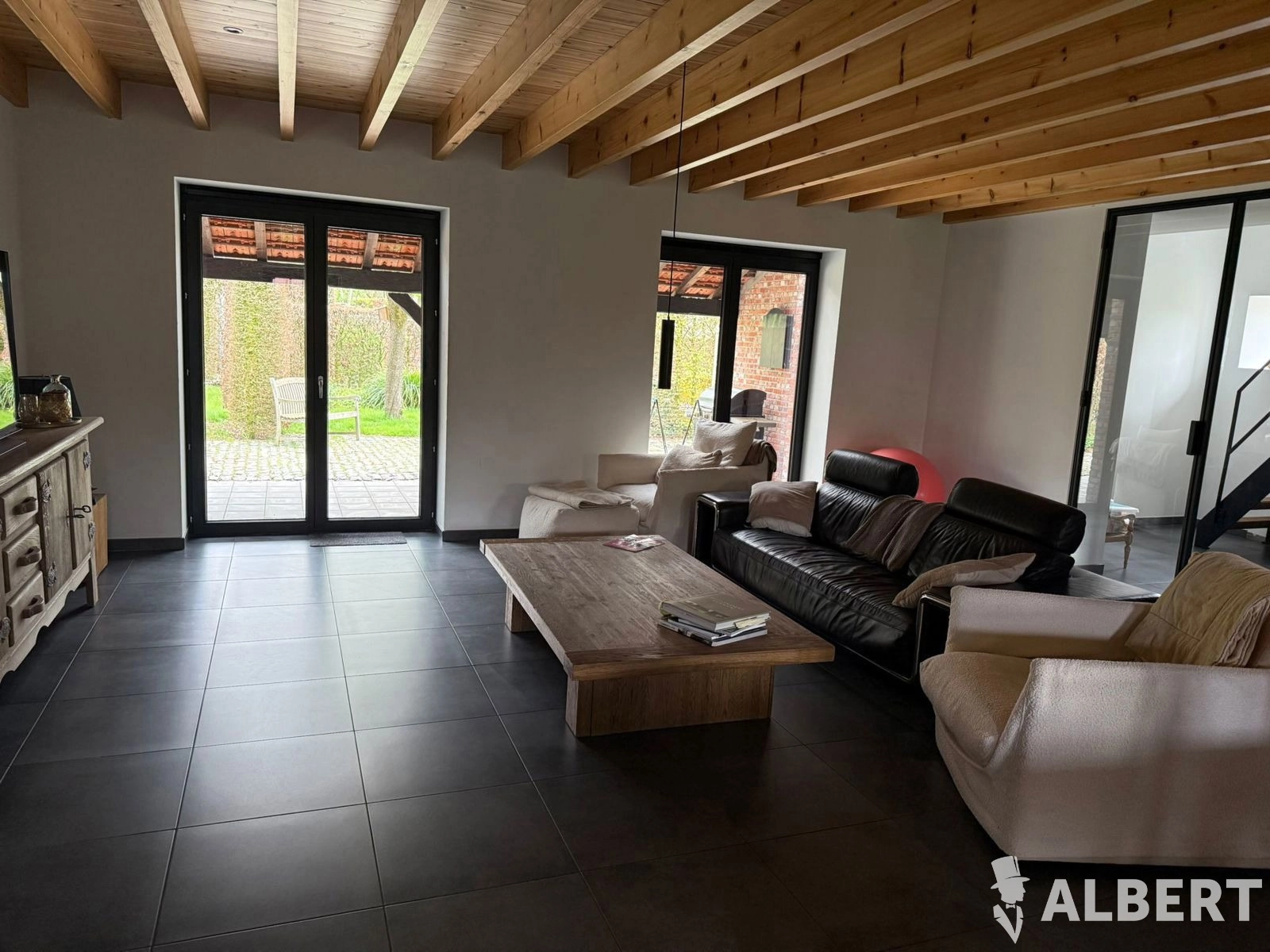 6cd8075e316d498880a5ed619b56704c photo