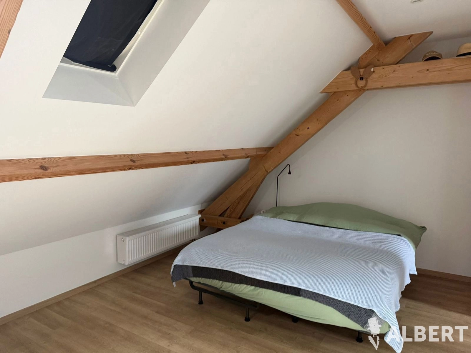 8b9dc6560761419f817c1a0ce582e9f9 photo