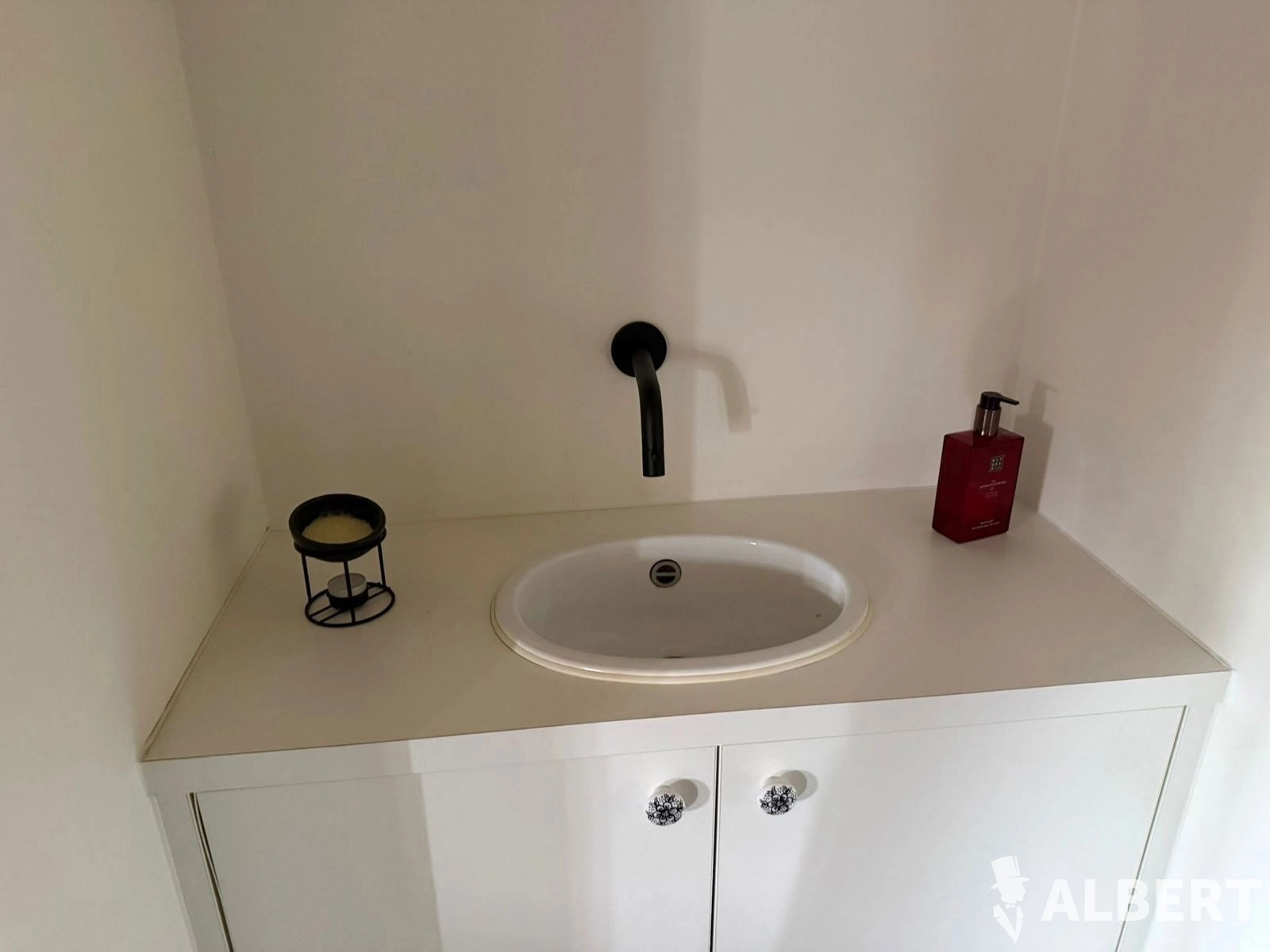 a97002ab242a4133ae28c241092a7ae6 photo