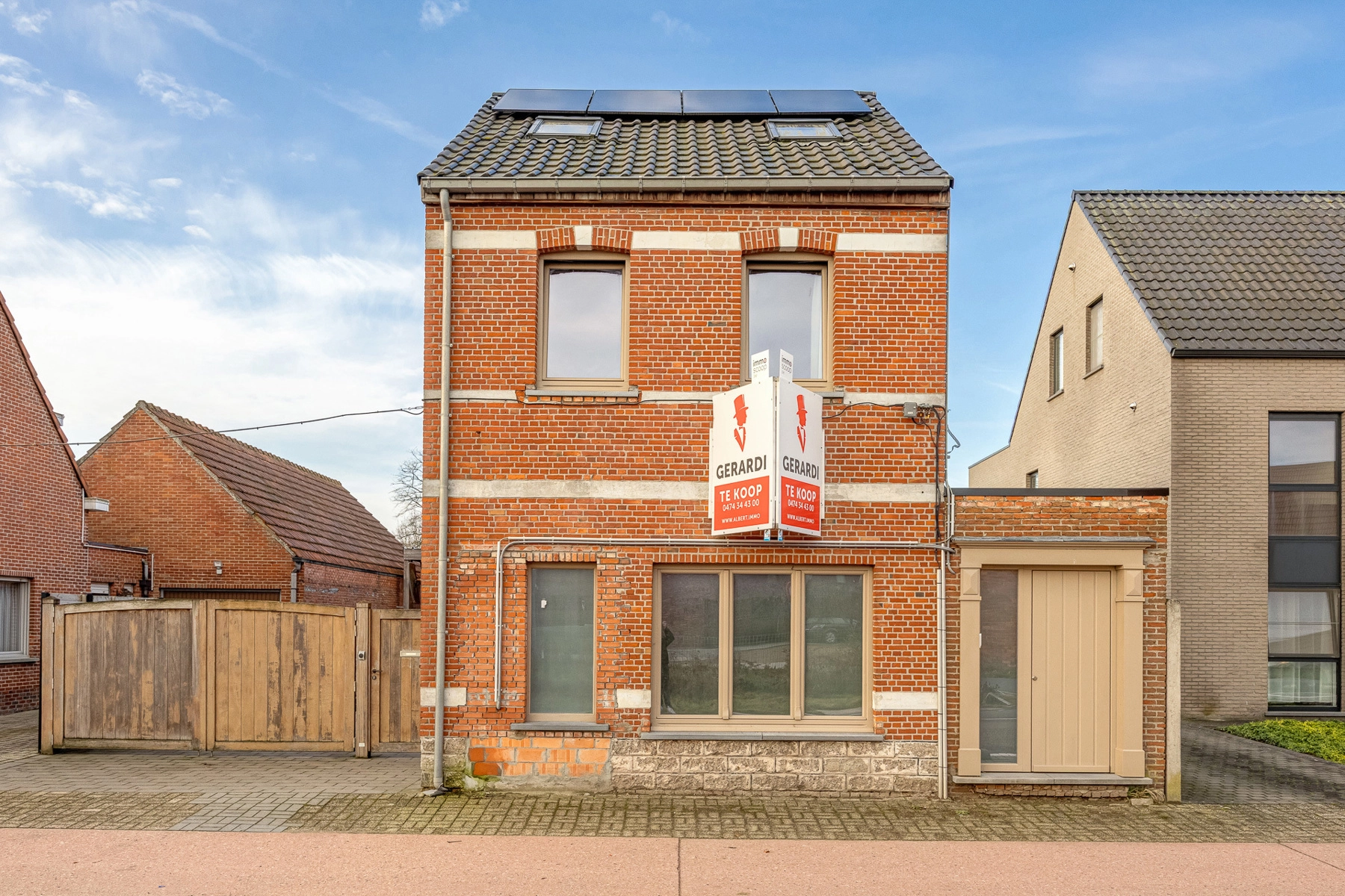 190ad2248e424f3faacbc0c3f9d5247f photo