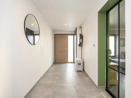 32b716eafe9041308034101420ba888a thumbnail