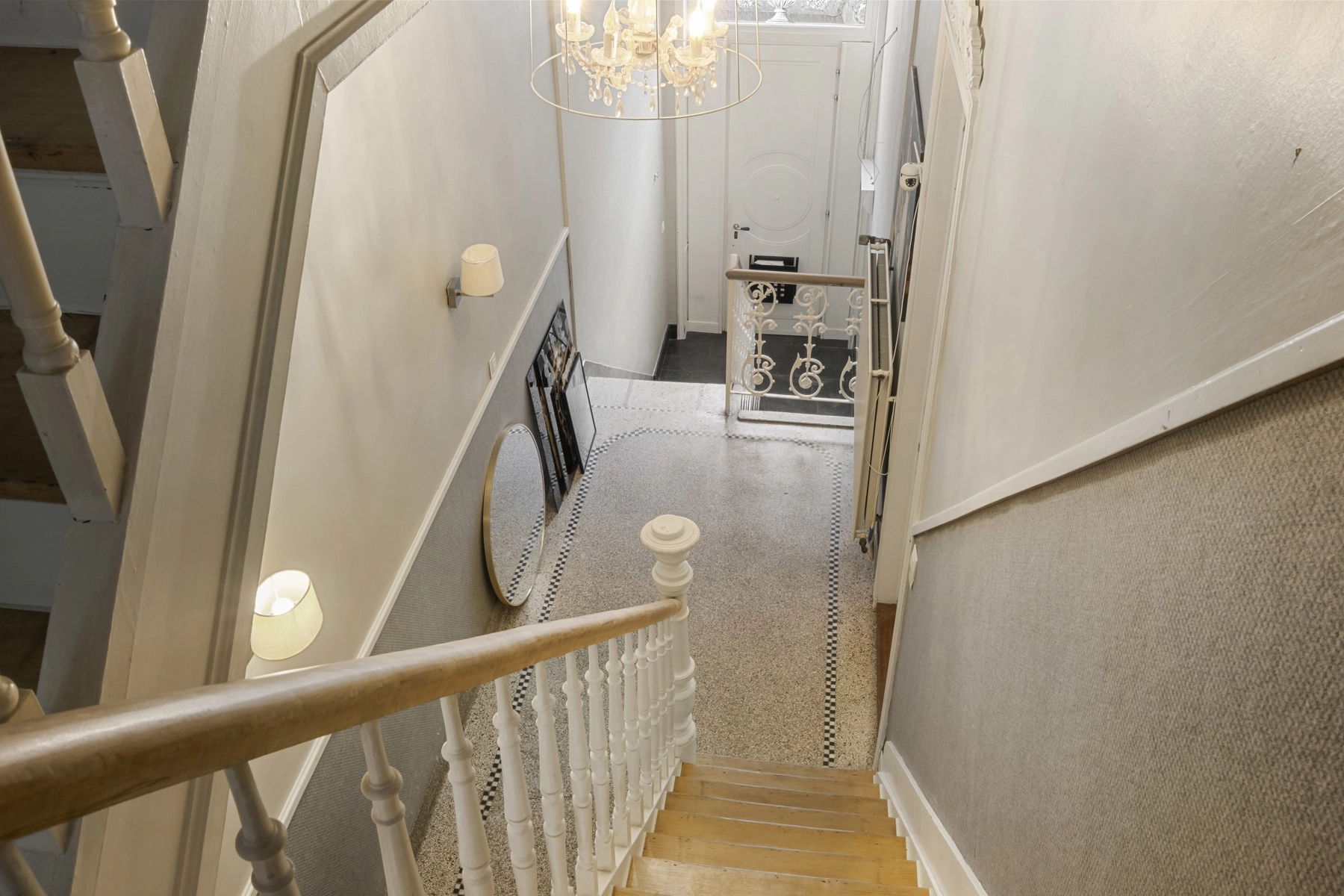 906356483e9e4213a2978e898090e575 photo